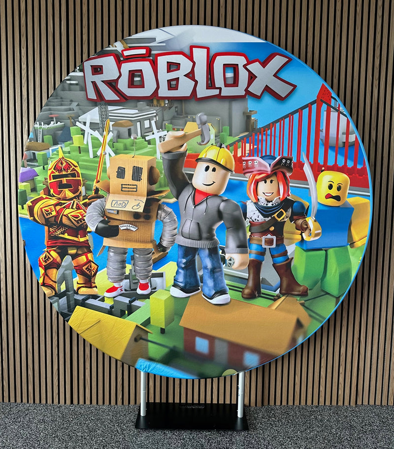 Roblox Party Backdrop (2m Diameter)